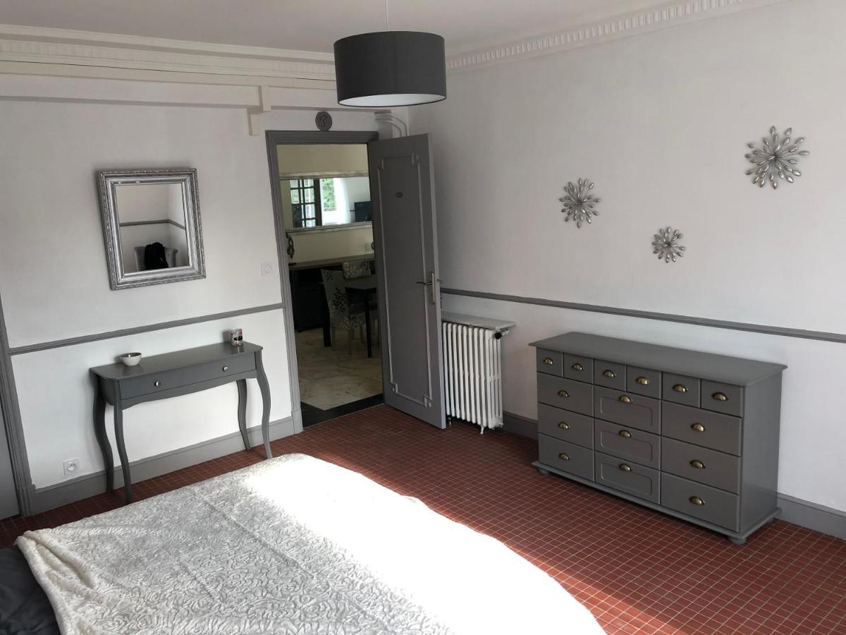 Grand Appartement De Standing "Reve Du Soir" De 170 M2 350 M De La Gare Lourdes Exterior photo