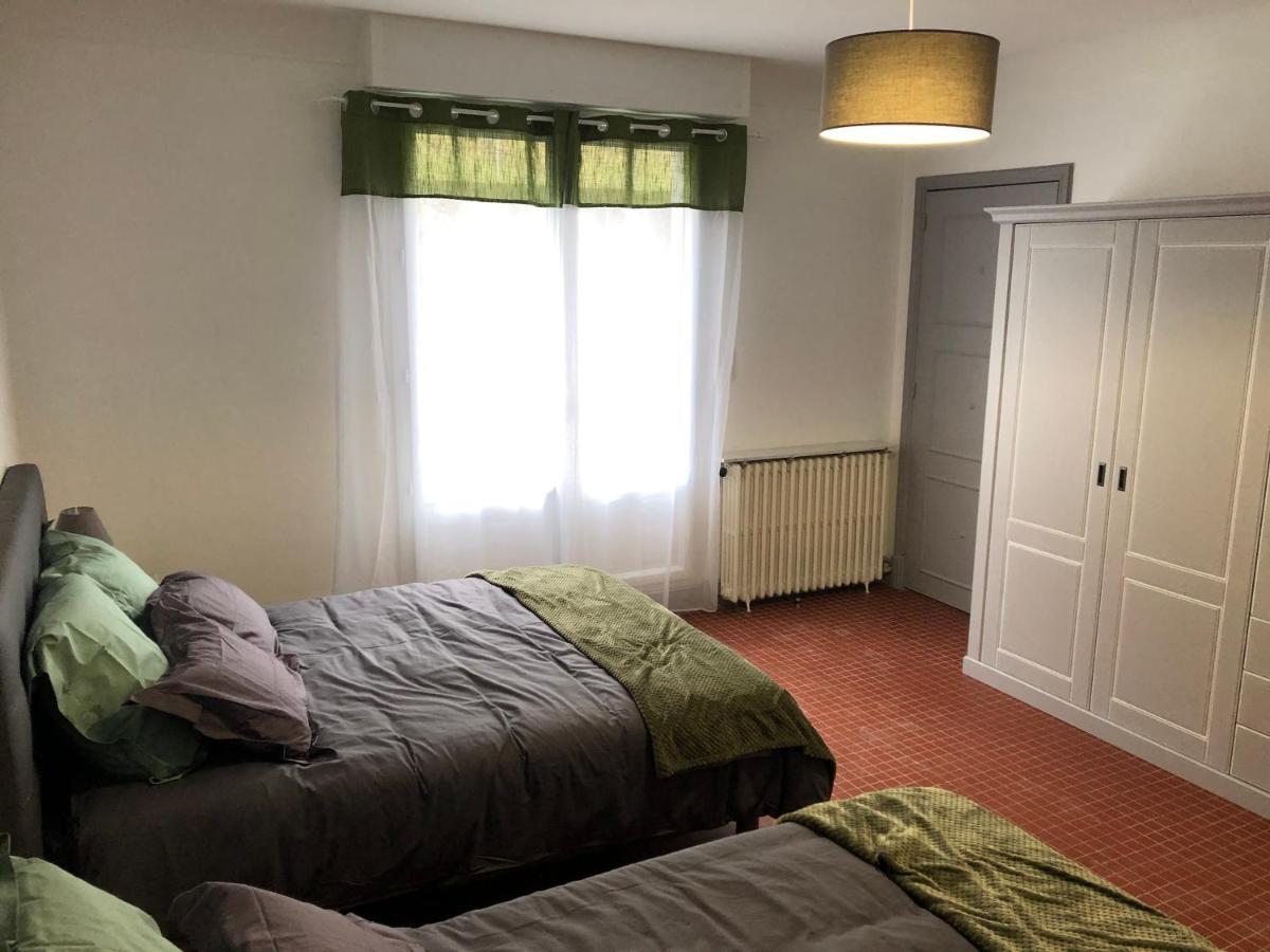 Grand Appartement De Standing "Reve Du Soir" De 170 M2 350 M De La Gare Lourdes Exterior photo